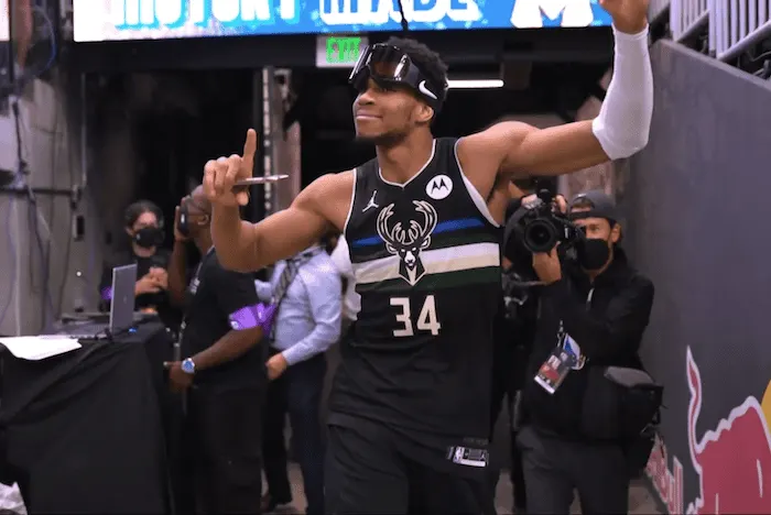 Rzutówka: TOP5 momentów Giannisa w Milwaukee Bucks