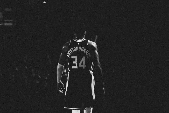 Rzutówka: Giannis Trade, ryzyko Heat, assety dla Bucks. Odważny ruch Wolves. Young z maxem