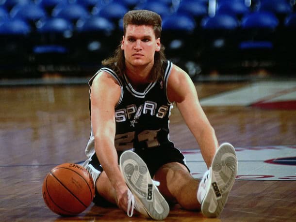 Dwayne Schintzius