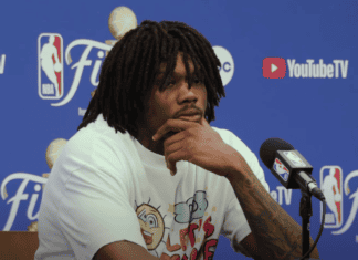 Robert Williams zostaje w Portland na trzyletnim kontrakcie