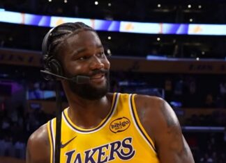 Deandre Ayton wymieniony do Waszyngtonu